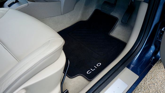 Car footwell and cabin area where 3M Nomad matting is custom-fitted
