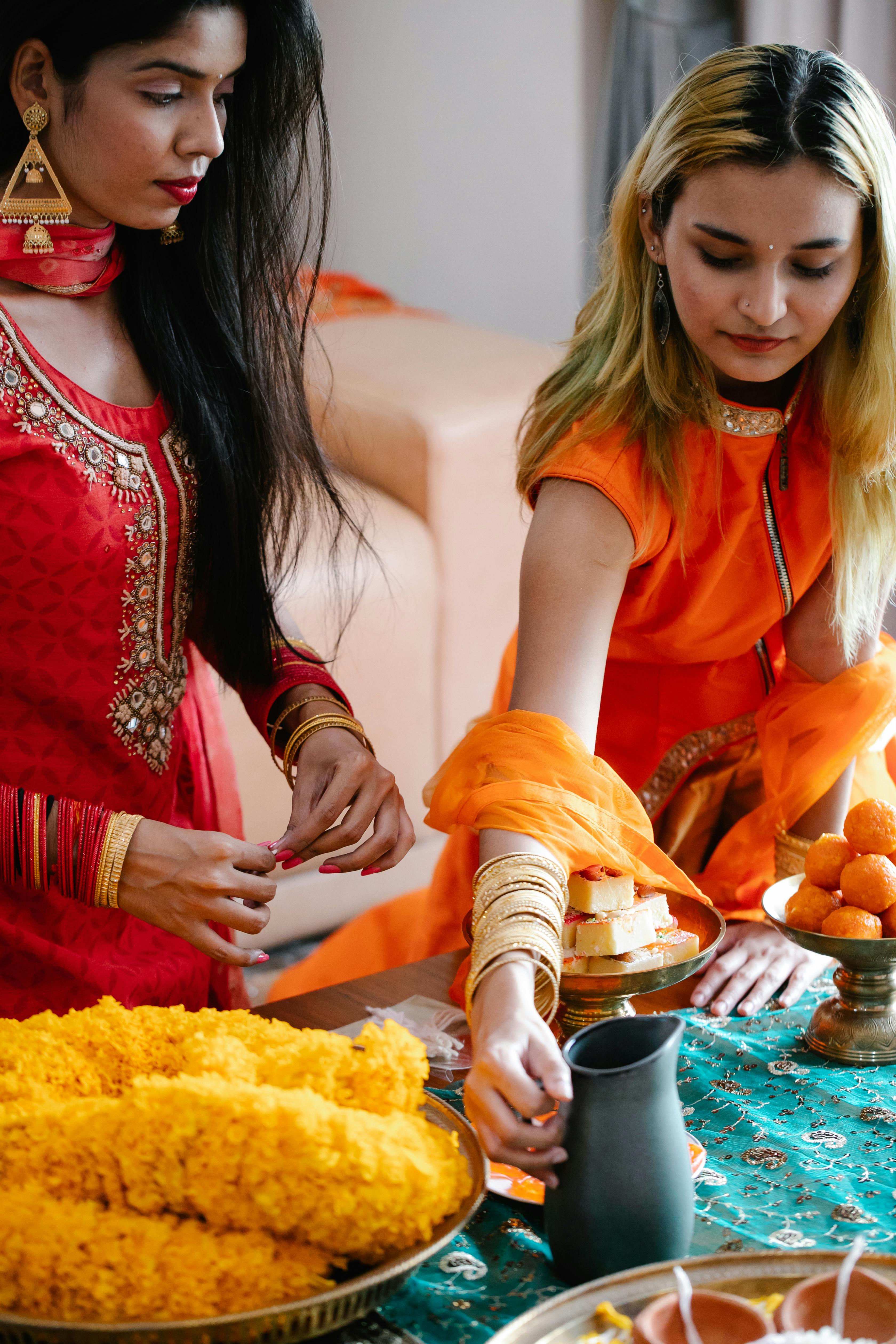 How long after eating do you poop?