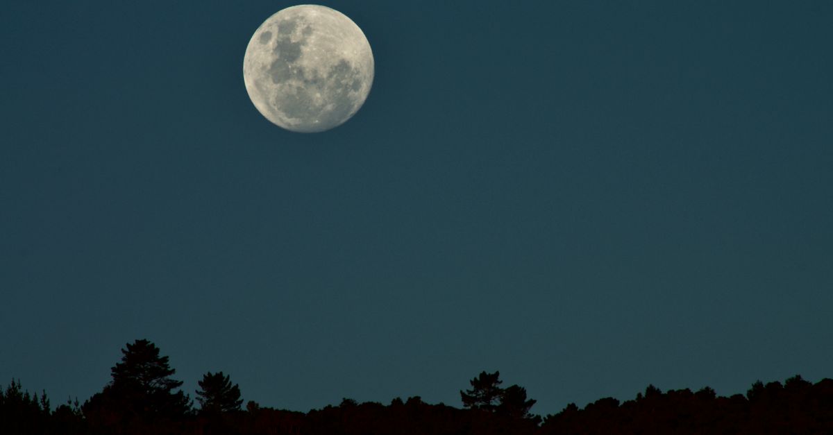 July's Buck Moon leads mini planet parade in summer sky tonight