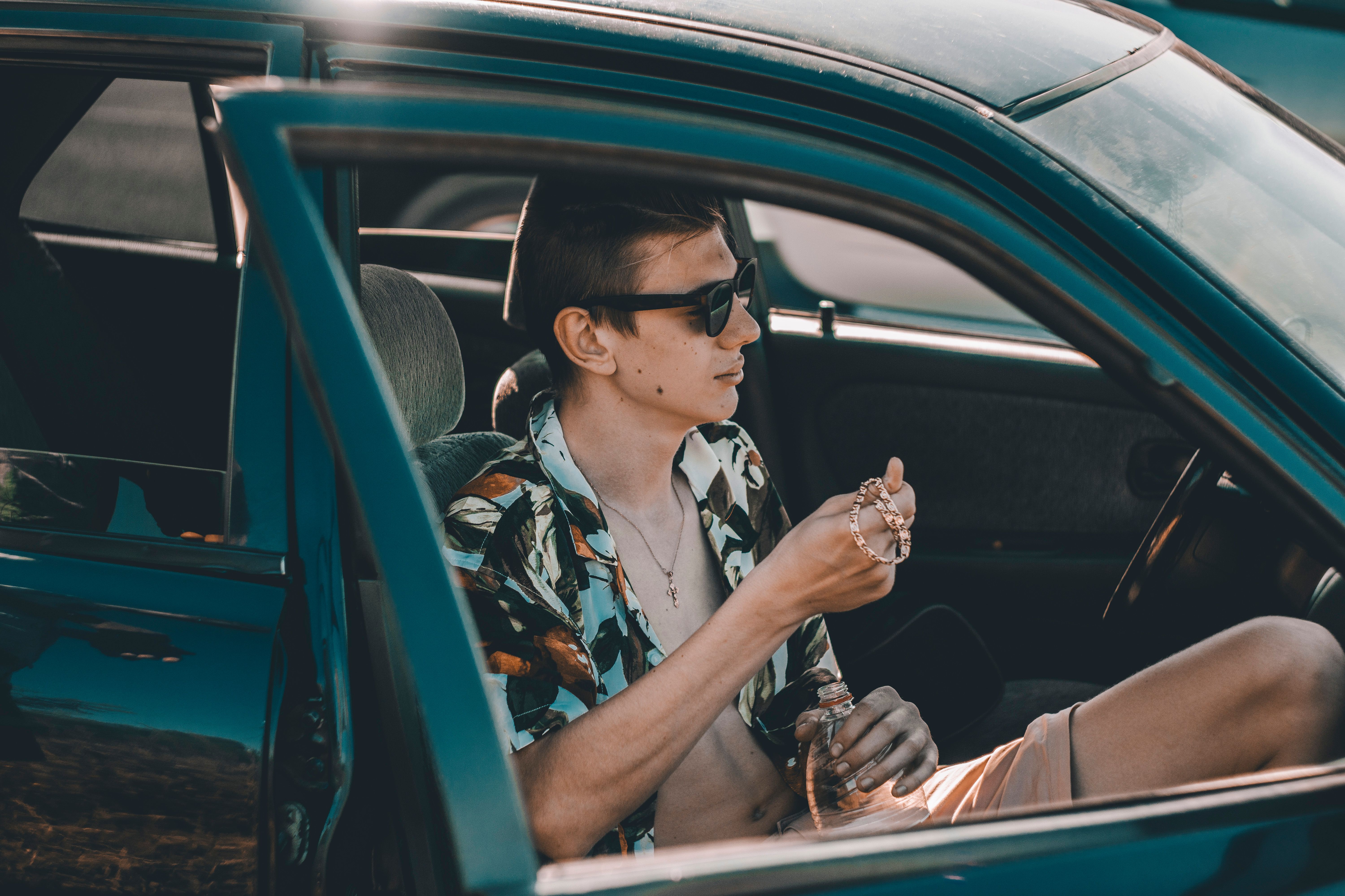 The Best Summer Clothes for Men in 2026 — Photo by Мария Кашина on Pexels