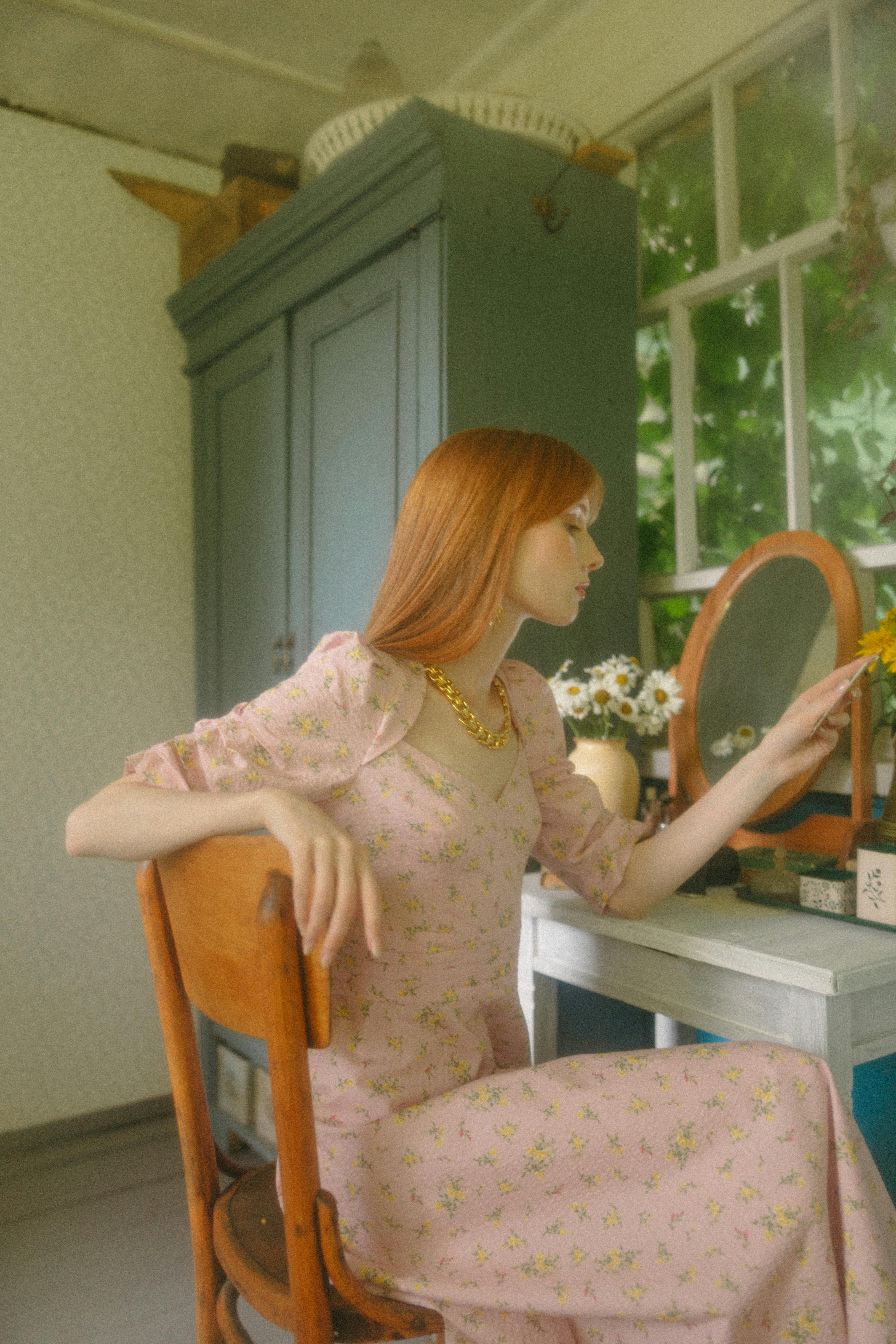 Photo by Yaroslav Shuraev