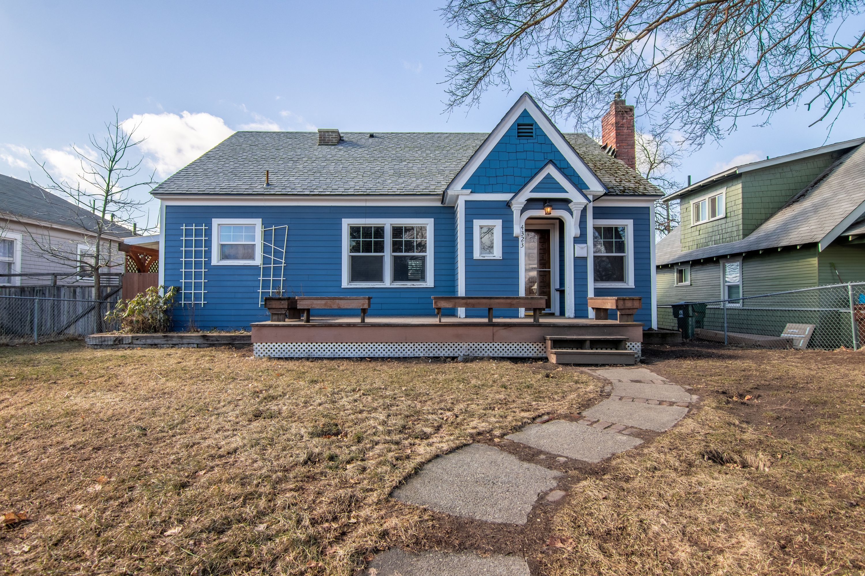 A cozy single-family rental home in a quiet Houston neighborhood