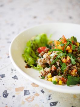 Salade de Pois Chiches Méditerranéenne