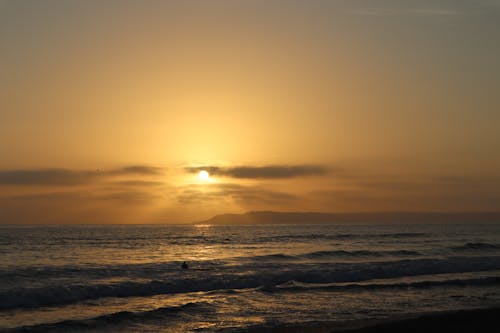 Kostenloses Stock Foto zu draußen, goldene stunde, horizont