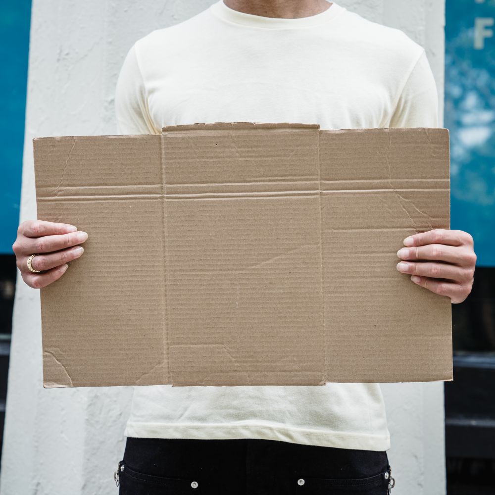 Fetcham — professional packers wrapping and boxing belongings