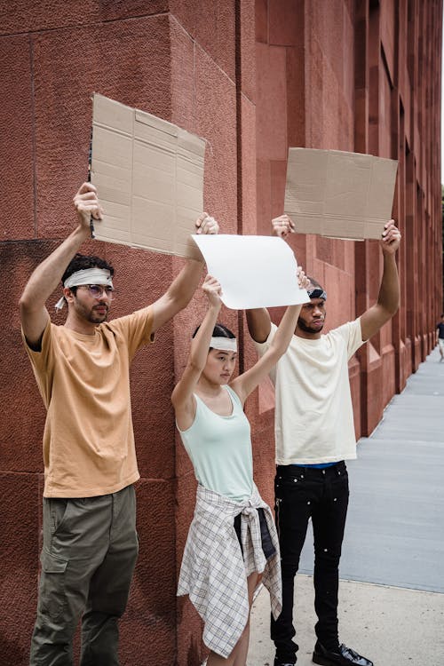 Gratis stockfoto met aanplakbiljet, activisme, activist