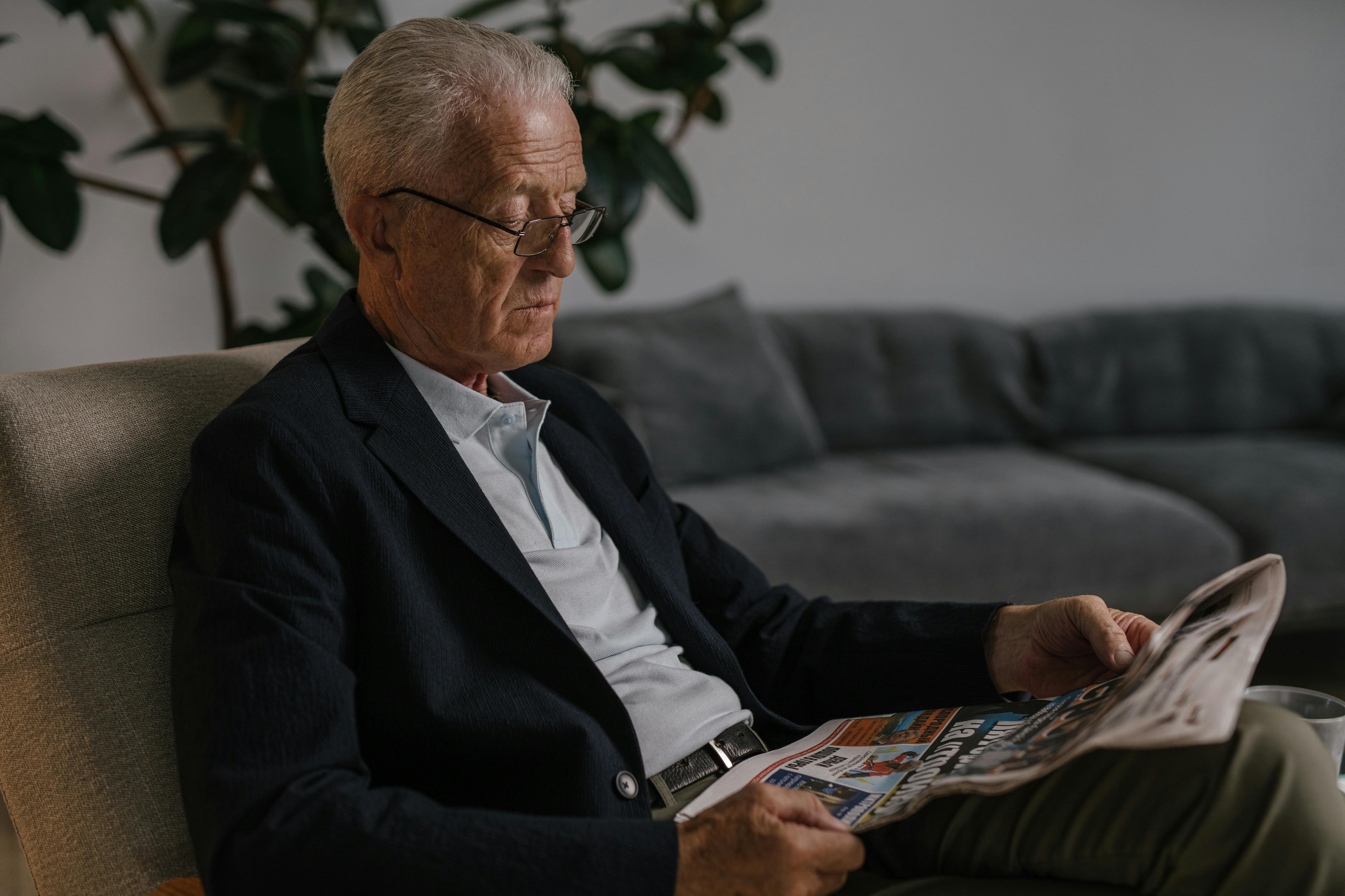 Gratis arkivbilde med # innendørs, anlegg, avis Arkivbilde