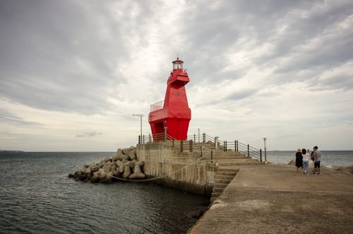 Darmowe zdjęcie z galerii z budynek, latarnia morska, molo