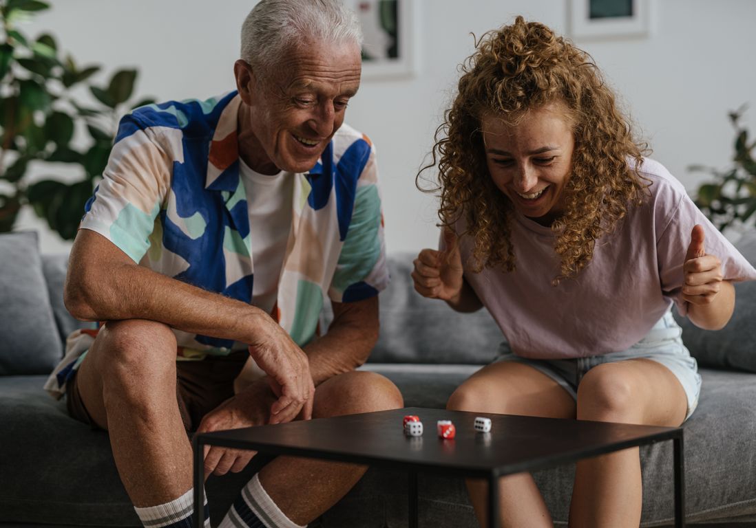 Online Casino: Spielautomaten und Live-Spiele im Überblick