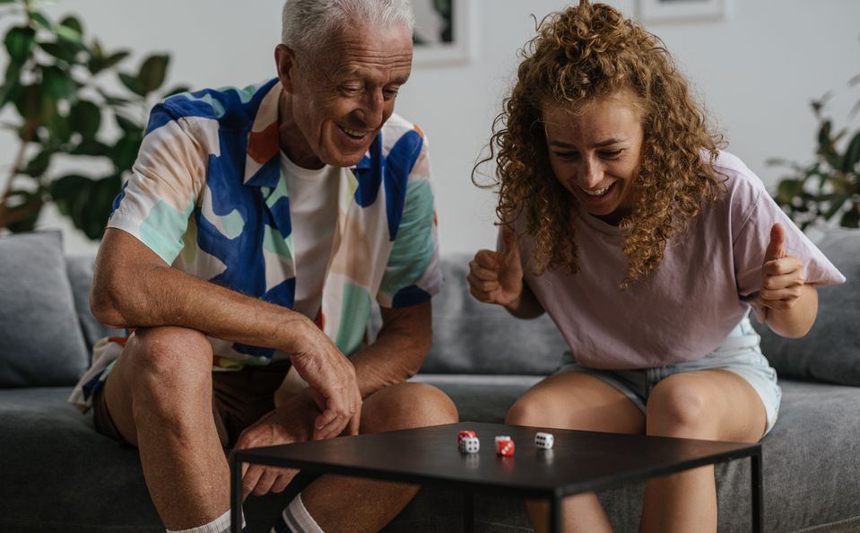 Online Casino: Spielautomaten und Live-Spiele im Überblick