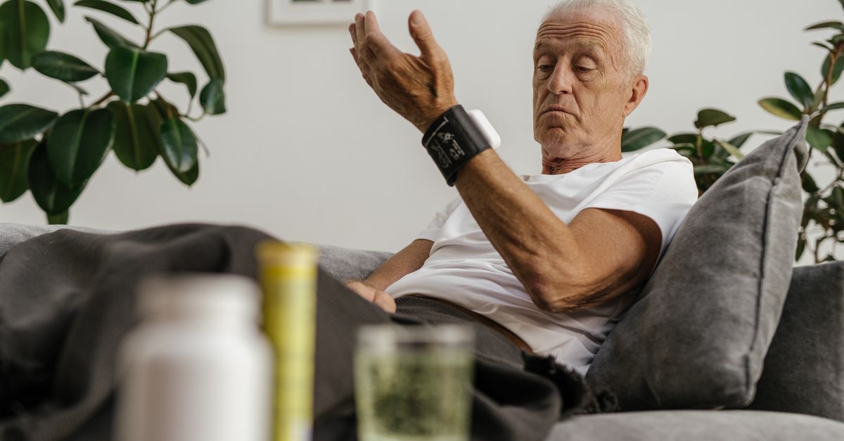 Understanding When Hypertensive Crisis Symptoms First Appear