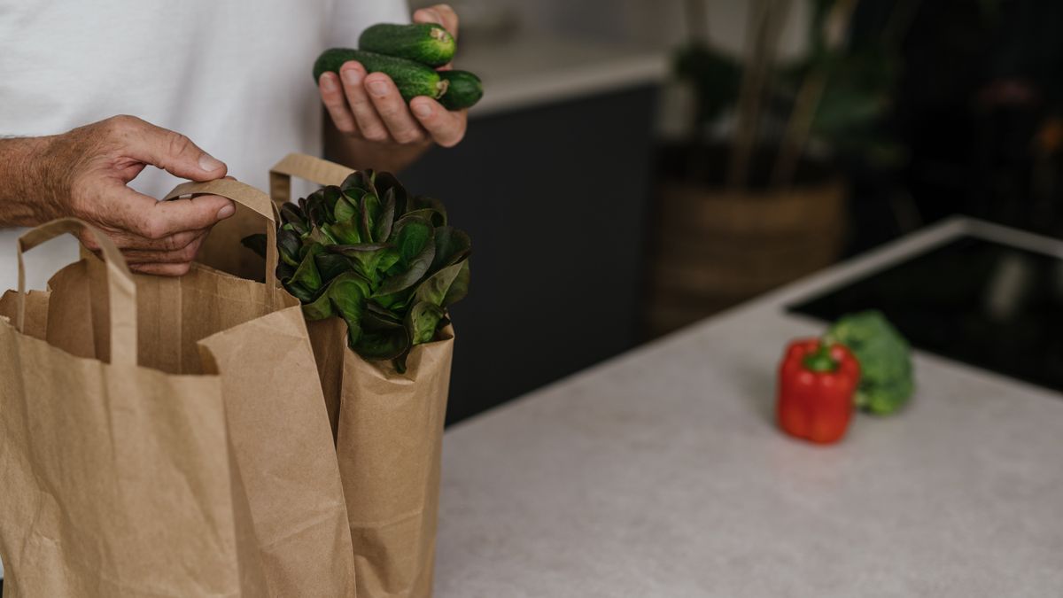 Can Two People in One Household Claim the Same Grocery Freebie?