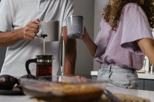 Gratis stockfoto met koppel, meter, mokken