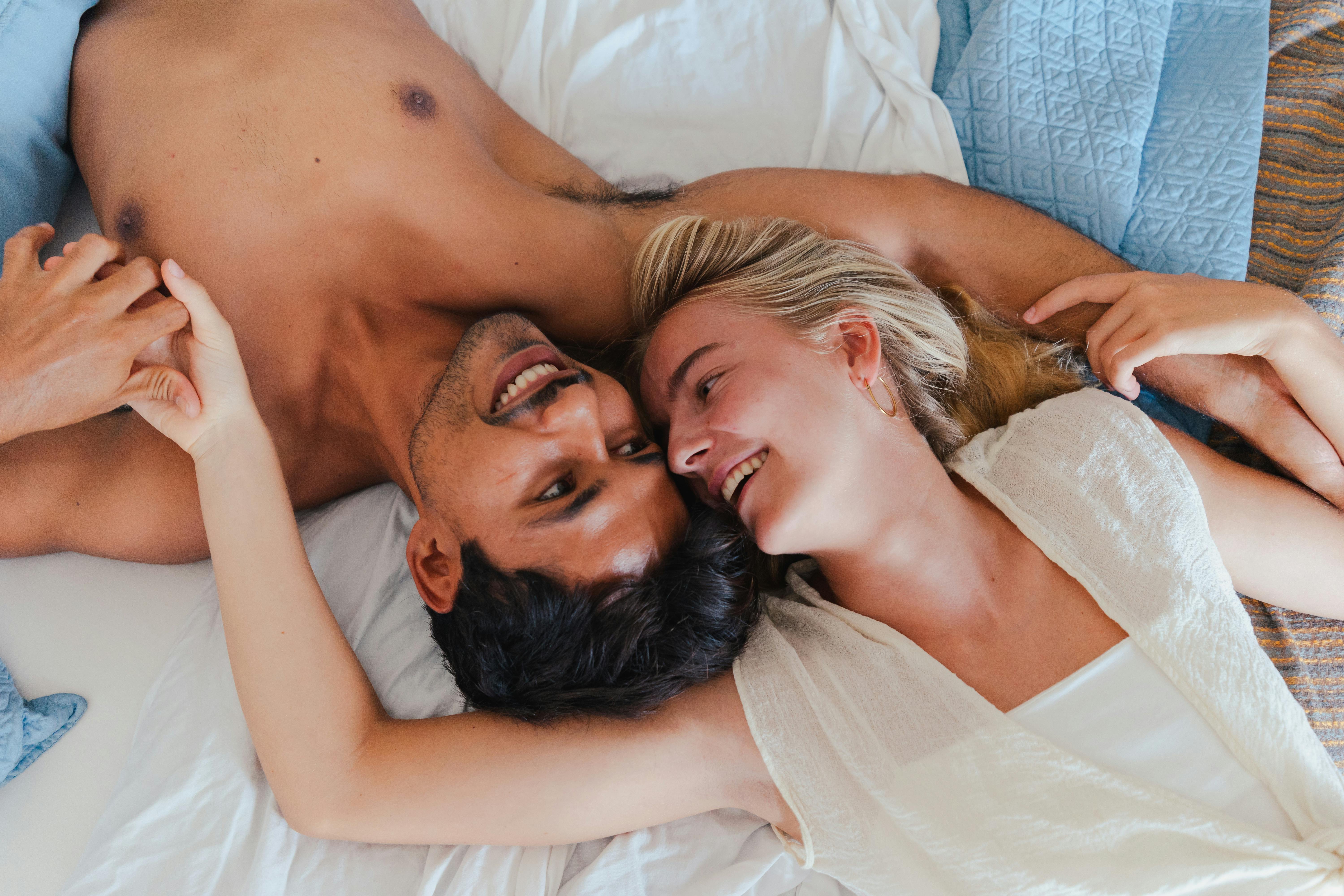 How a Couple Reached $2.3 Million in Liquid Net Worth and Structured Their Path to Financial Independence — Photo by Los Muer