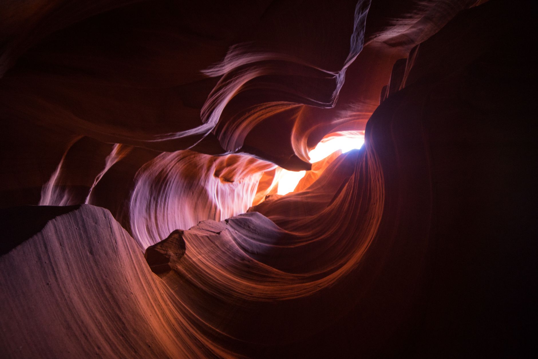 Menjelajahi Antelope Canyon, USA: Keajaiban Alam yang Wajib Dikunjungi dalam Panduan Travel Anda