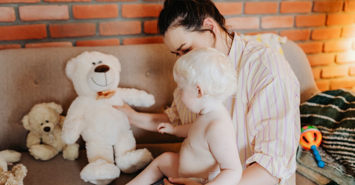 Pourquoi privilégier le doudou plat pour bébé : sécurité et sérénité