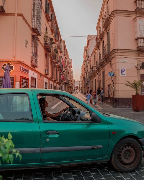 Free คลังภาพถ่ายฟรี ของ streetphotography, คนขับรถ, ถนน Stock Photo
