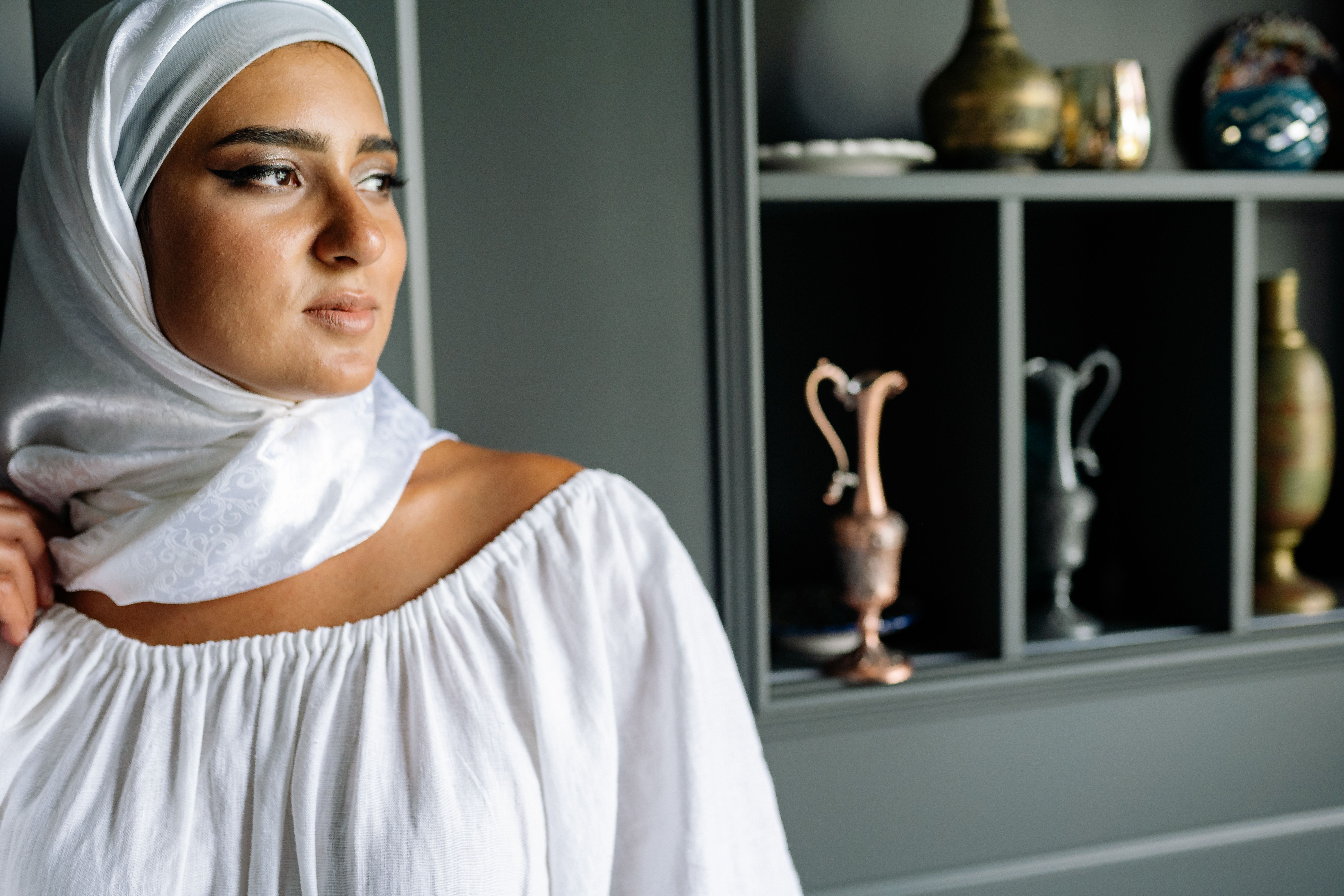 Close-Up Shot of a Woman Wearing White Hijab · Free Stock Photo