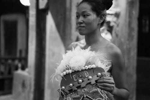 Photos gratuites de échelle des gris, expression du visage, femme asiatique