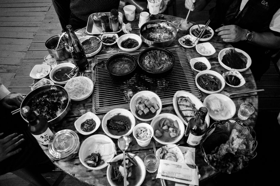 Makanan Korea: Kimchi, BBQ, dan Kejutan Rasa Makanan Korea: Kimchi, BBQ, dan Kejutan Rasa