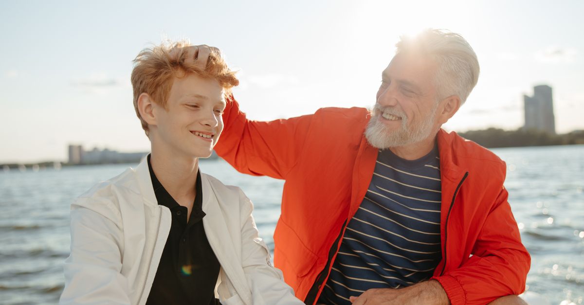 À quel âge donner un premier téléphone à son enfant ?