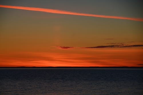 Fotobanka s bezplatnými fotkami na tému horizont, krajina pri mori, magická hodina