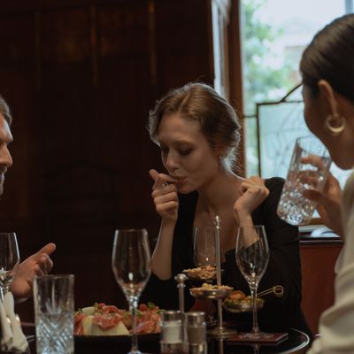 Vale "Jantar Temático com o Grupo"