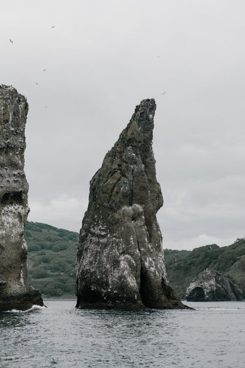 Fotos de stock gratuitas de formación de roca, gran roca, mar