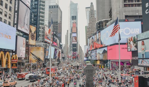 Ingyenes stockfotó a times square, emberek, épületek témában