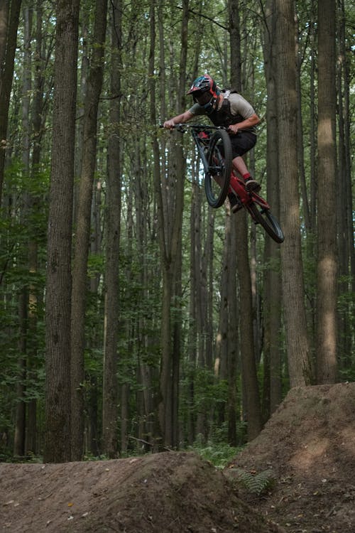 Foto profissional grátis de ar do meio, bicicleta, bicicleta de montanha