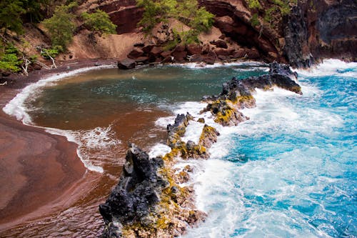 Základová fotografie zdarma na téma červená písečná pláž, červená pláž, maui