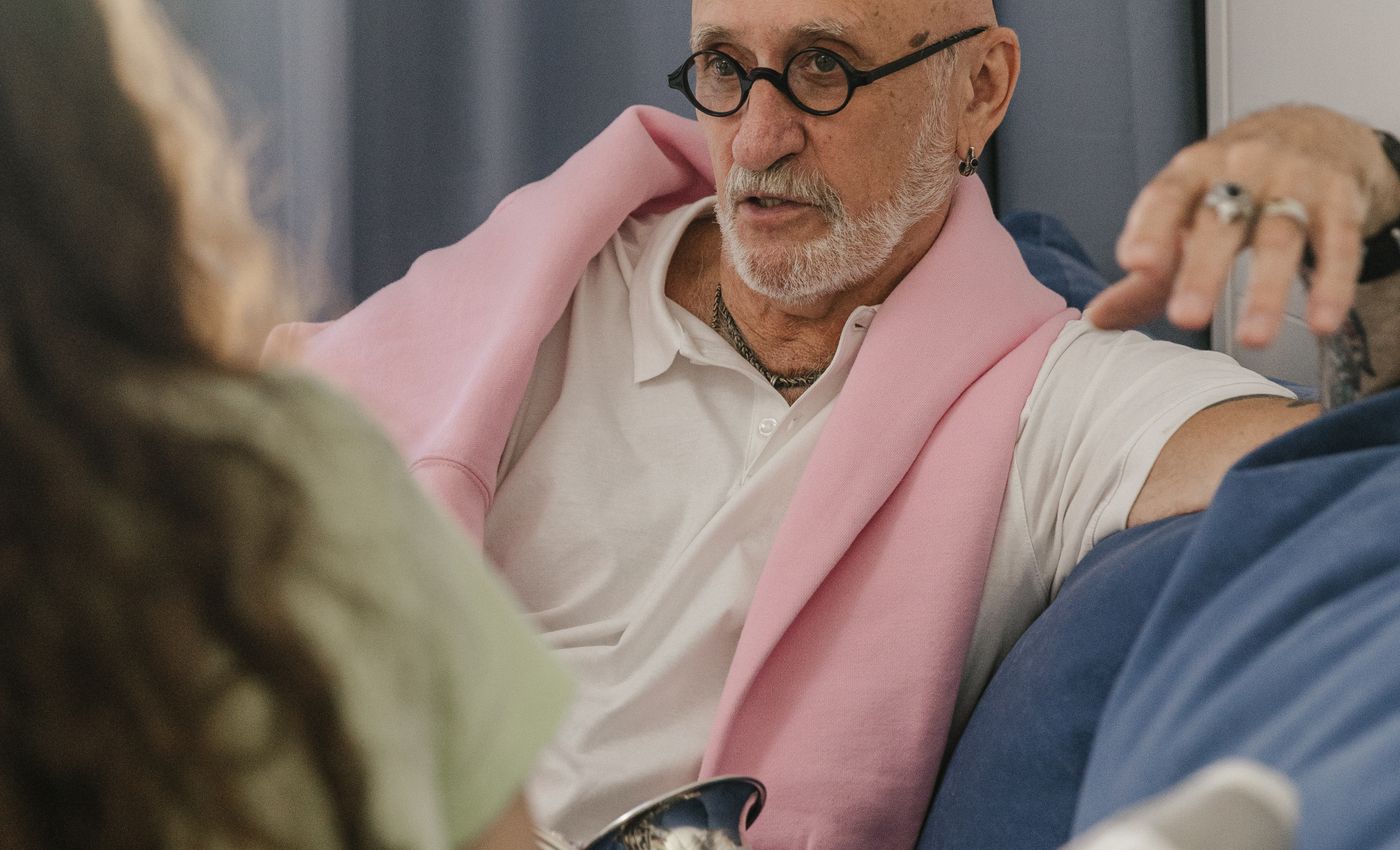 Intergenerational cohousing: definition and operation