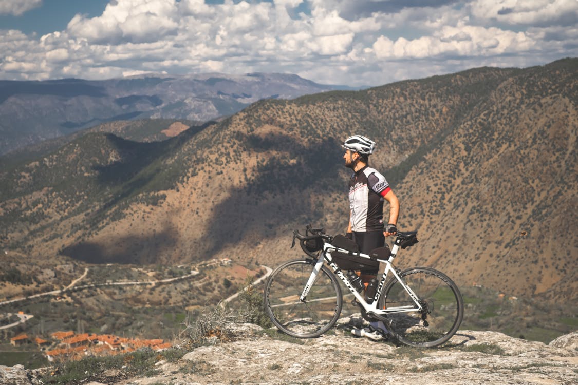 What Weight Can a Mountain Bike Hold?