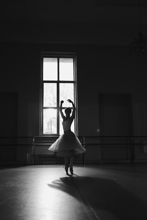 Безкоштовне стокове фото на тему «балерина, балет, балетна студія» стокове фото
