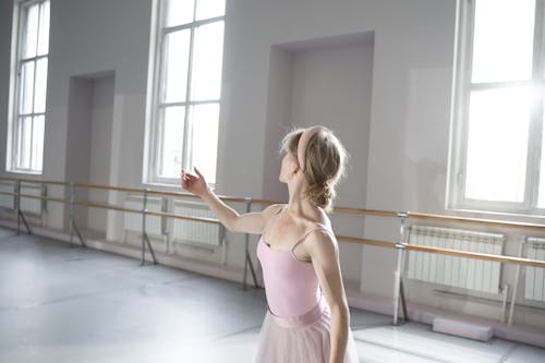 Darmowe zdjęcie z galerii z balerina, balet, kobieta