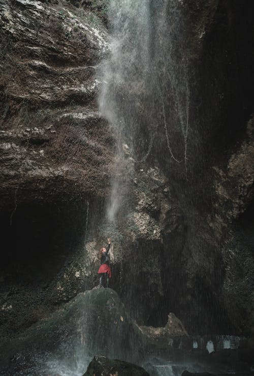 Fotos de stock gratuitas de agua, aventura, cascadas