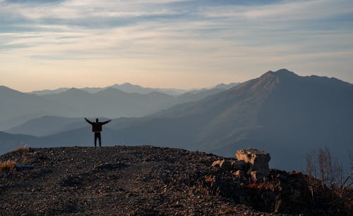 Gratis lagerfoto af bjergkæde, frihed, person