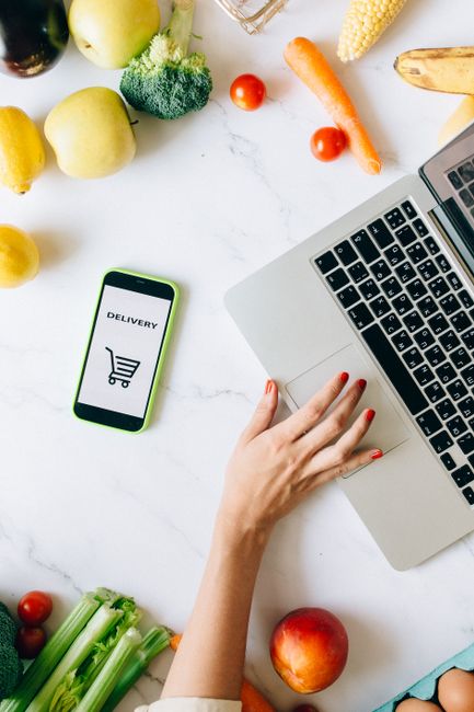 online grocery shopping app on phone