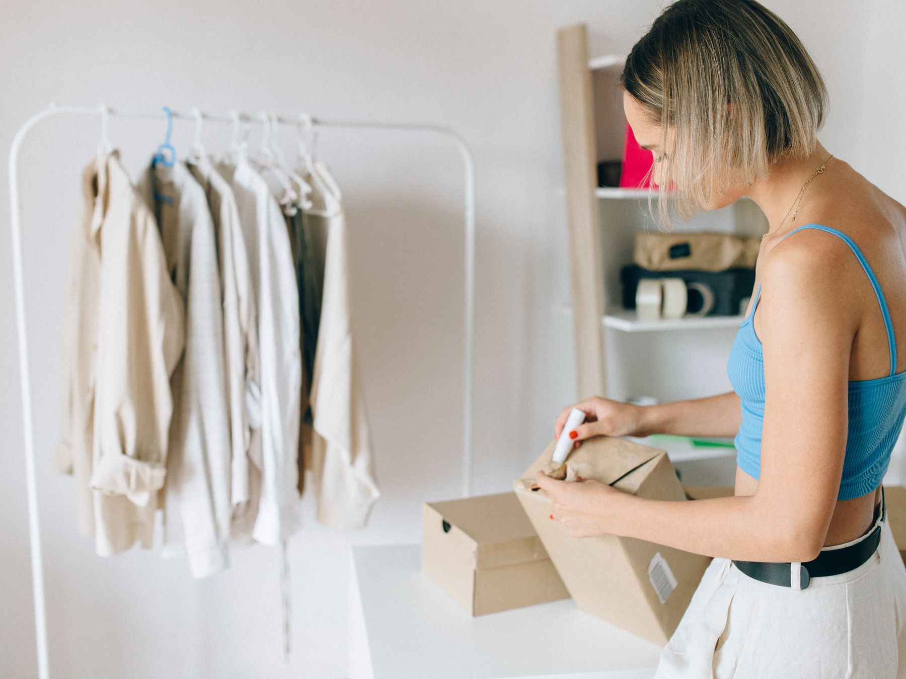 Marldon — professional packers wrapping and boxing belongings