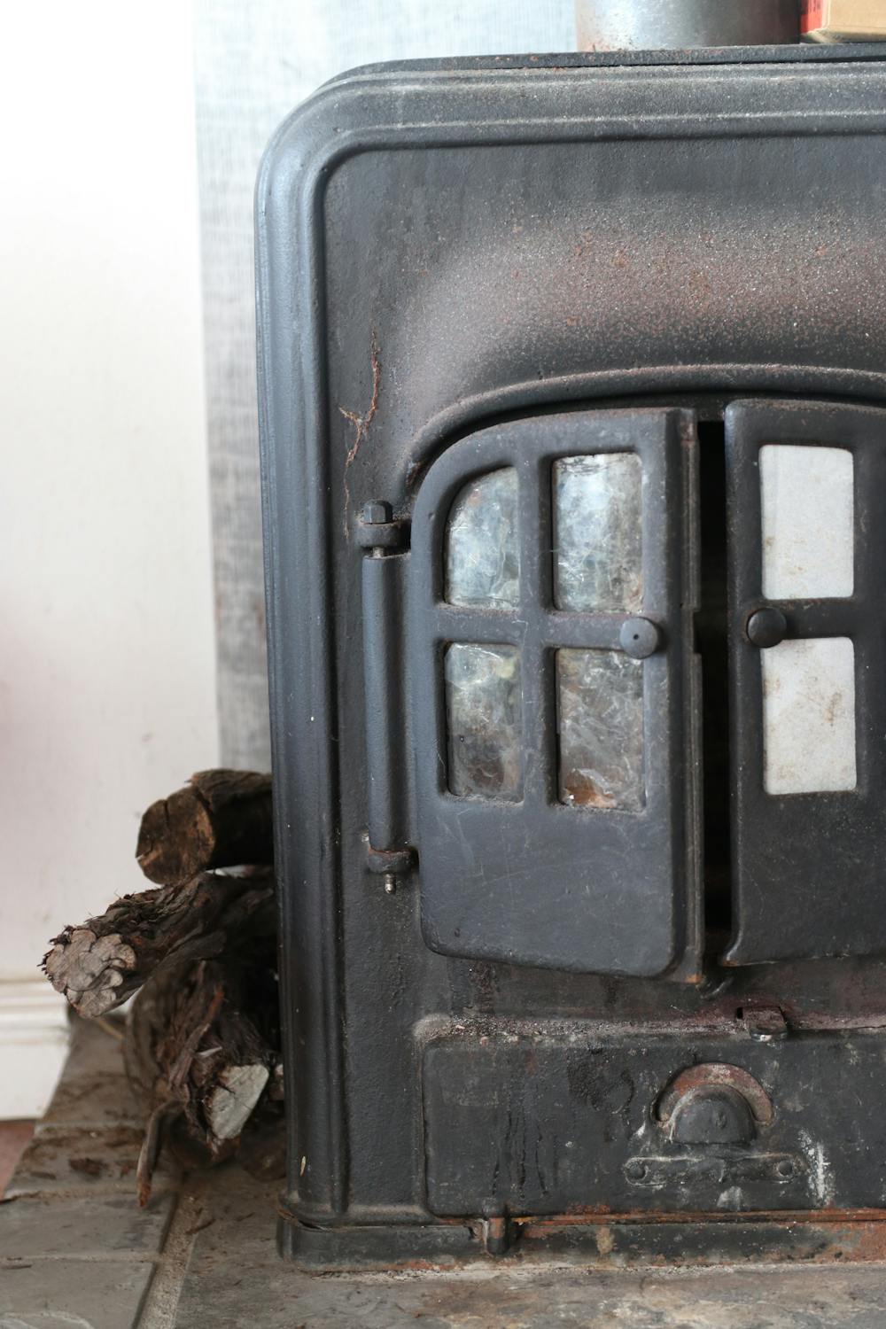 A modern, foldable mobile phone displaying multiple apps open, symbolizing multitasking and technology trends.