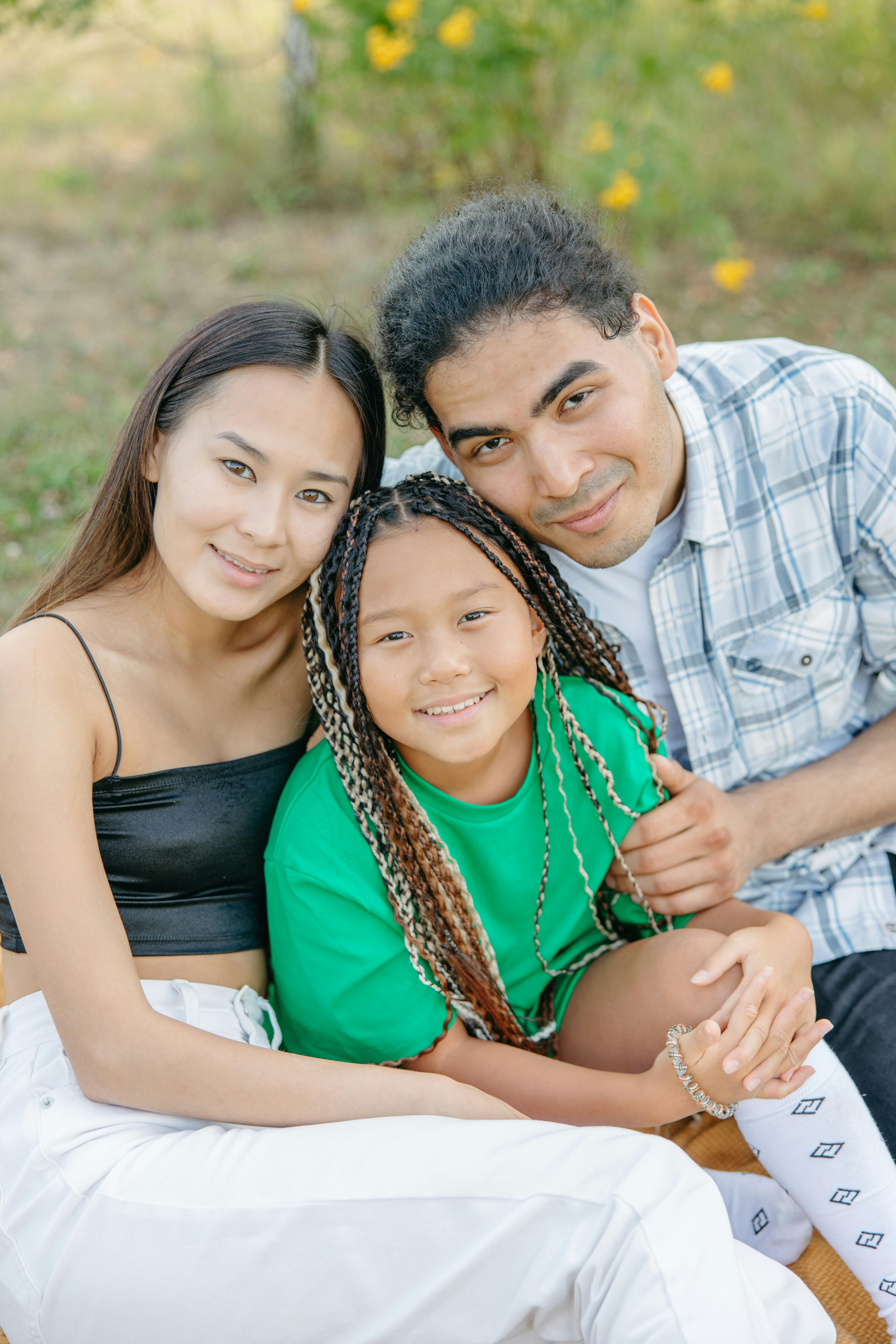Family Portrait in the Park · Free Stock Photo