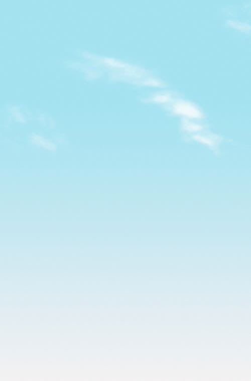 Безкоштовне стокове фото на тему «блакитне небо, вертикальні постріл, перисті хмари»
