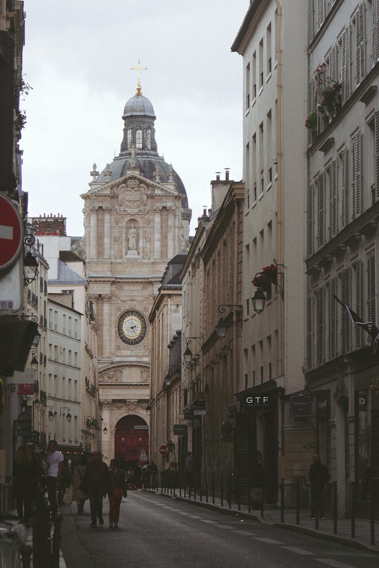 A Street Leading To Saint-Paul Saint-Louis Parish