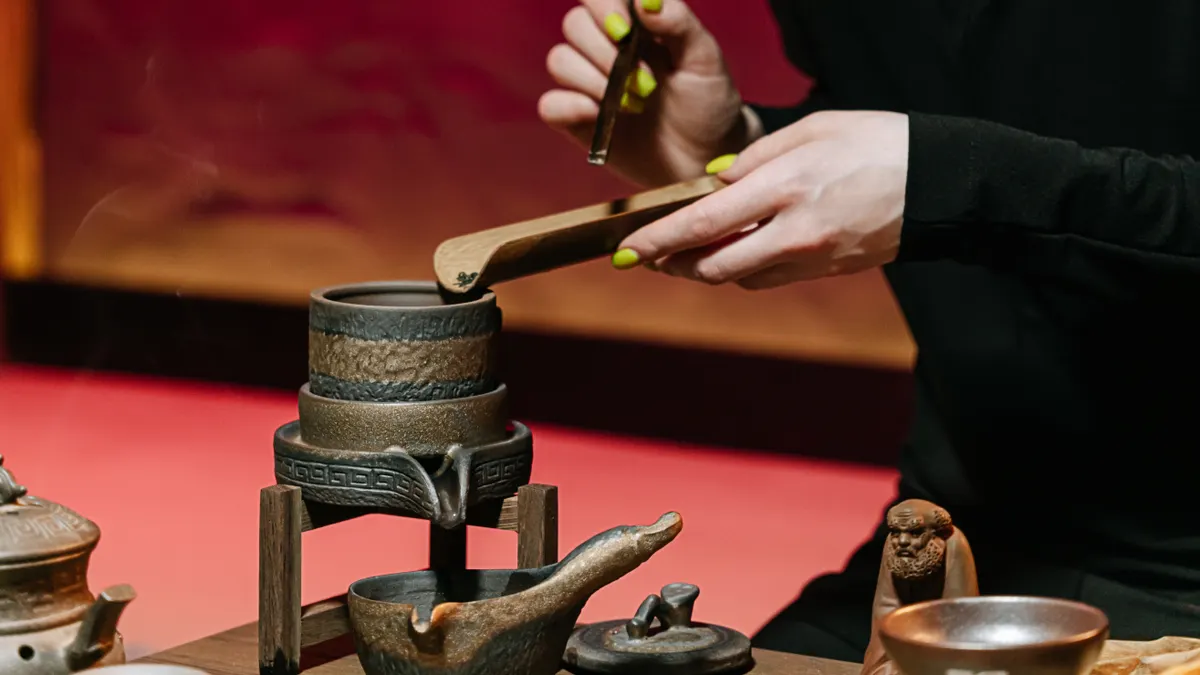 Embrace the Richness of Chinese Tea Culture at Seven Cups
