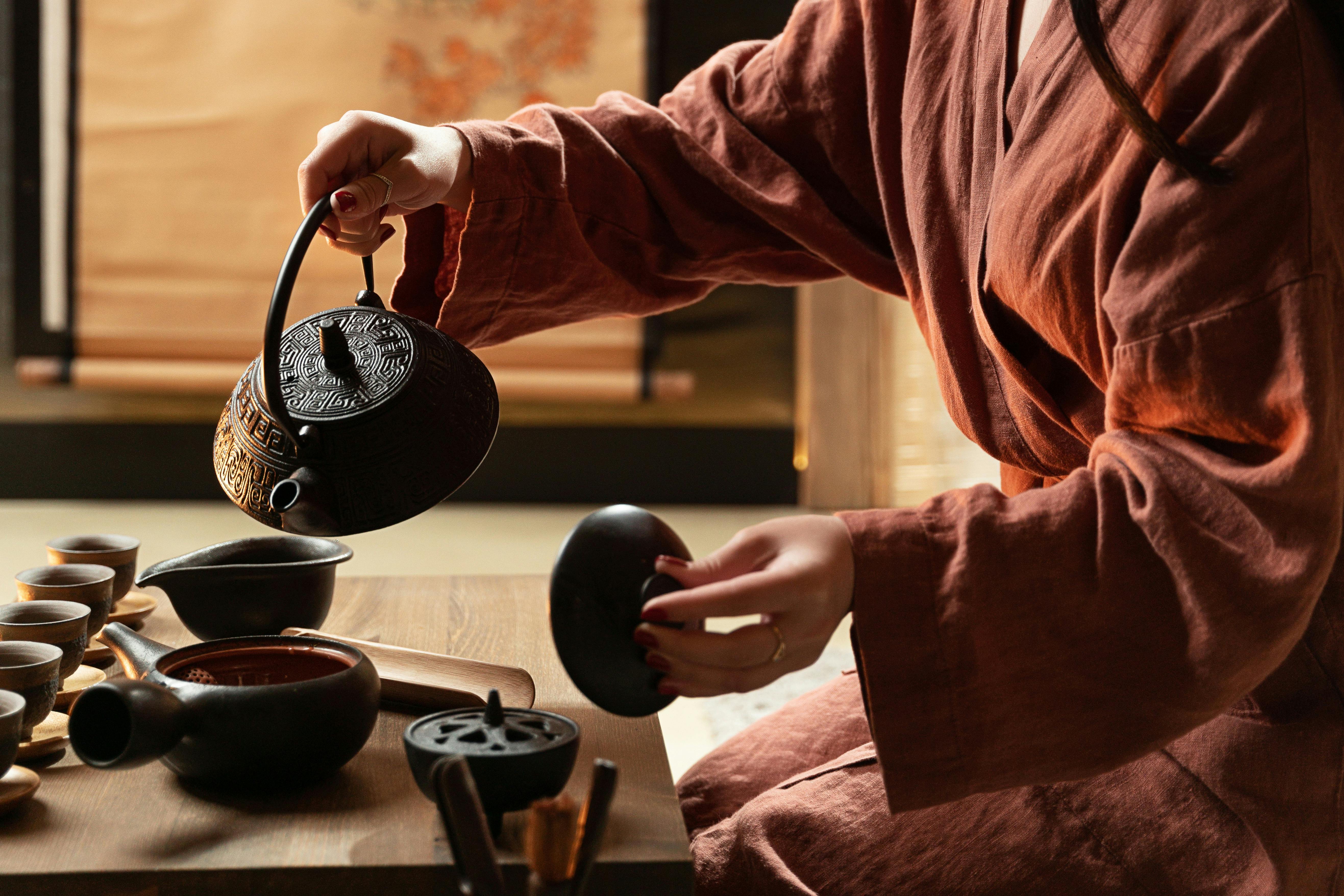 茶柜裡的故事：关于普洱茶的简史