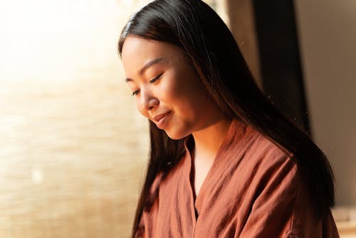 Foto profissional grátis de bonita, cabelo comprido, chinês