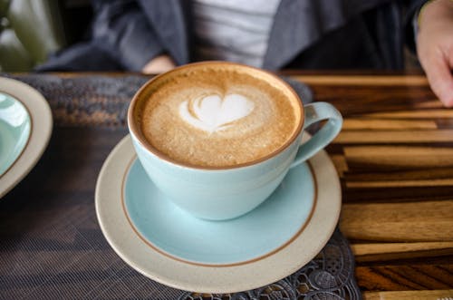 Gratis arkivbilde med cappuccino, kaffe, kaffekunst Arkivbilde
