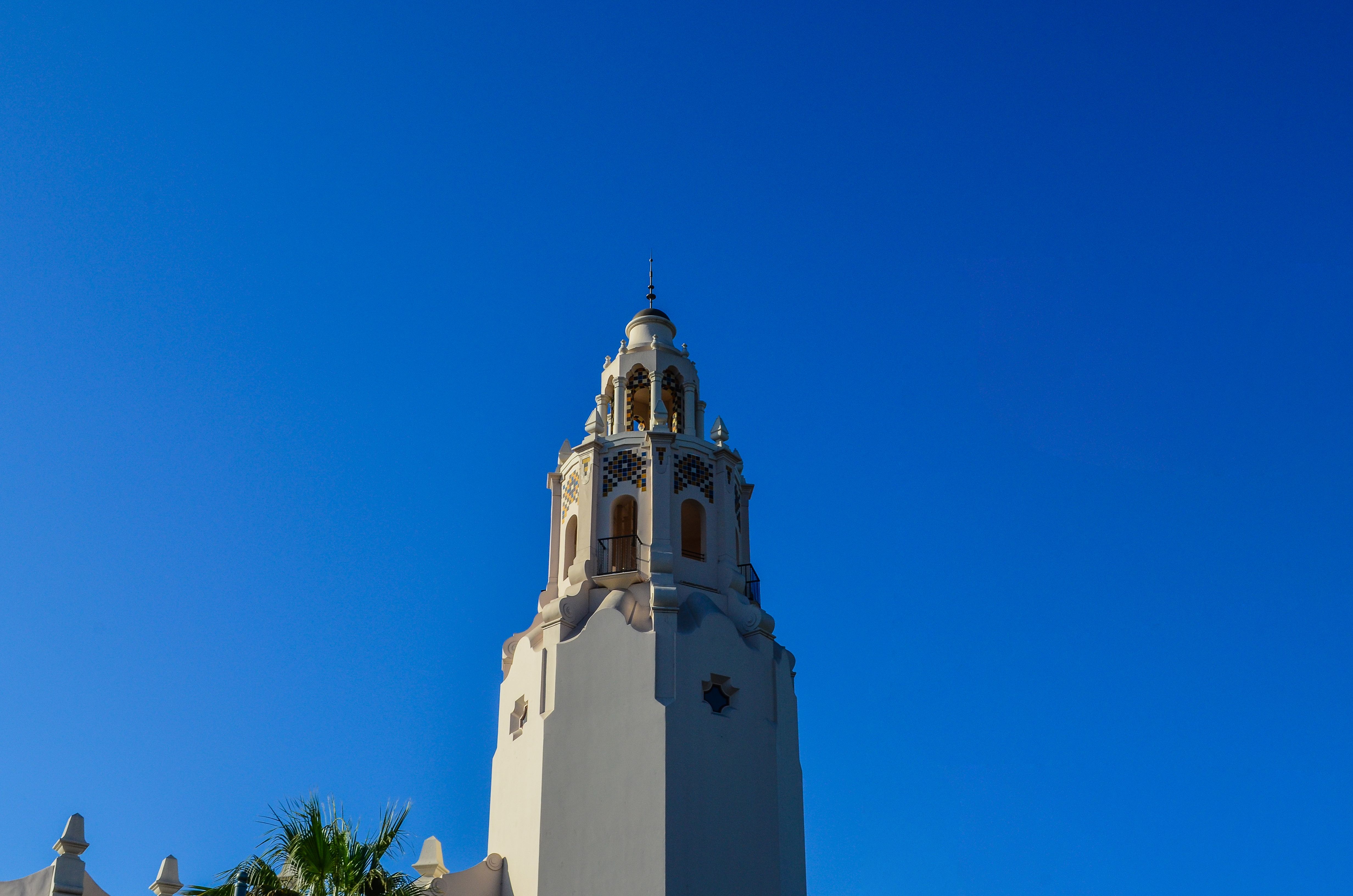 free-stock-photo-of-anaheim-blue-building