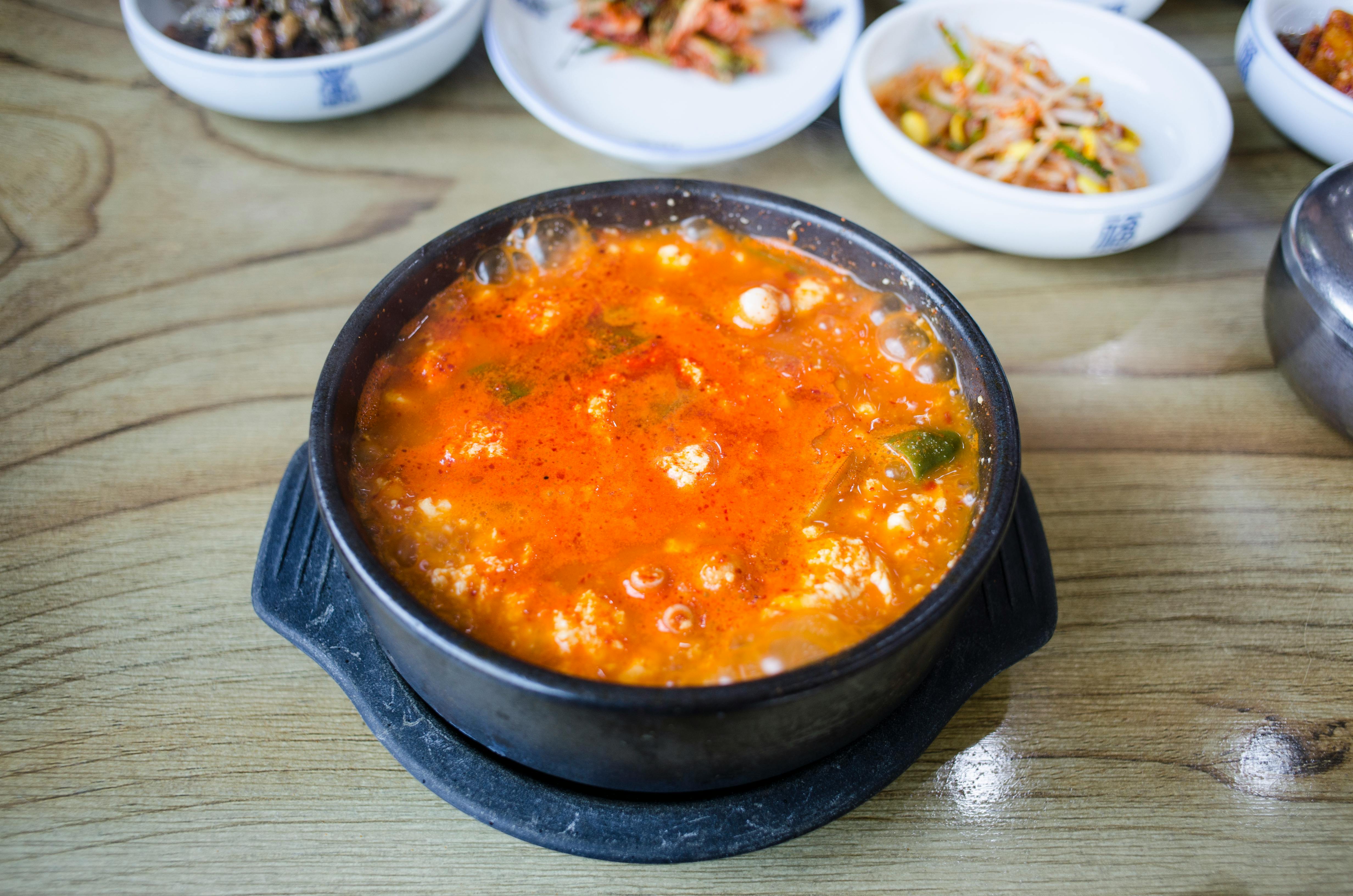 함께 춤을 추는 커플