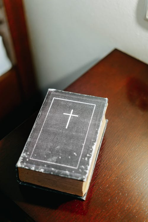 Kostenloses Stock Foto zu bibel, flacher fokus, heilig
